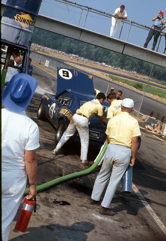 Donohue/Penske guys fueling - Photo by Ron Lathrop